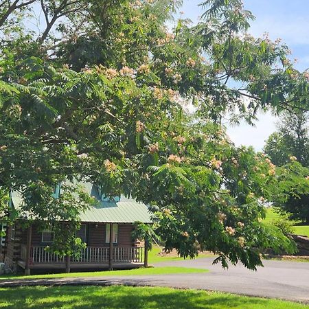 Fairway Inn Berryville Екстериор снимка