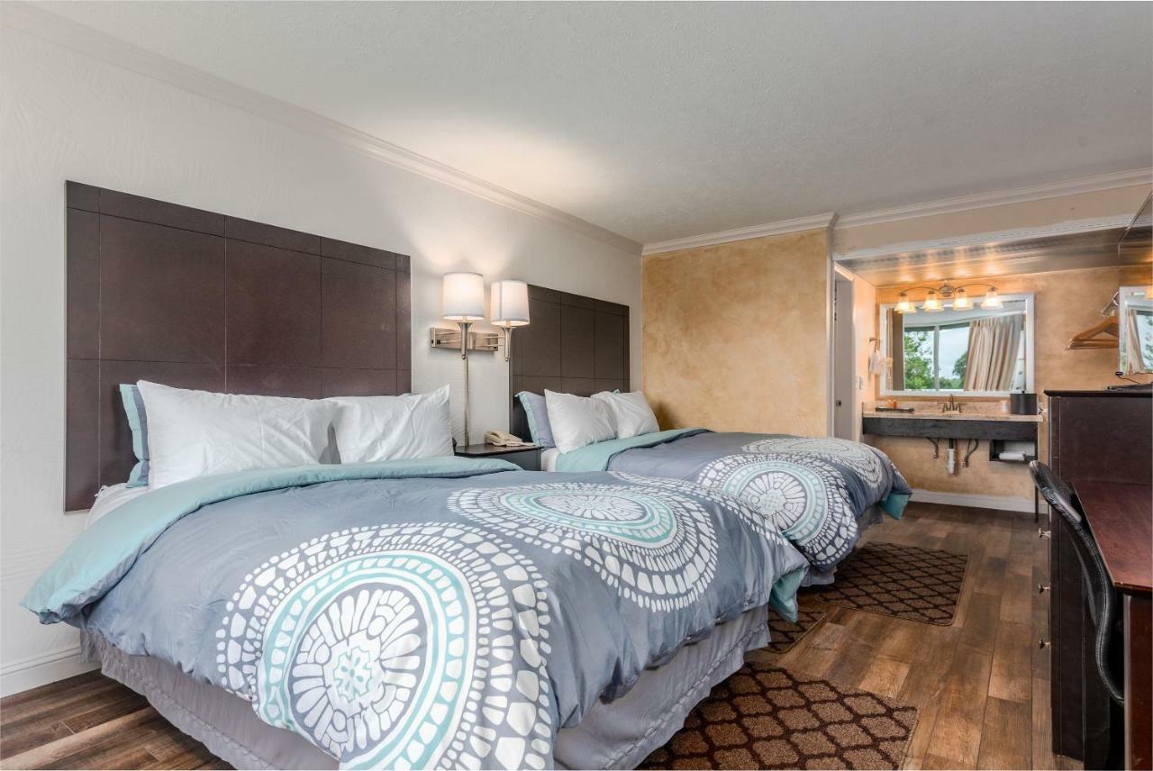 Fairway Inn Berryville Екстериор снимка